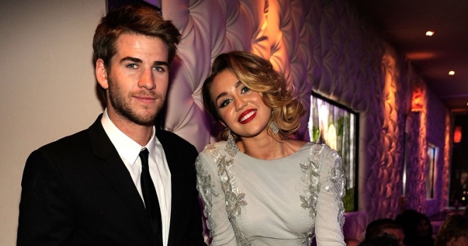 Mile Miley Cyrus Pasakė Kad Jos Dukra Turės Vestuves Su Liam Hemsworth