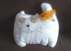 Kucing bantal