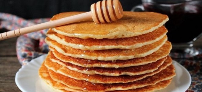 Spread pancakes and eat with beers