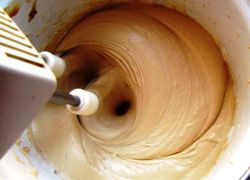 Crema din smantana si lapte condensat