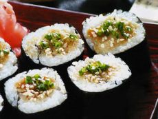 Gulung Dengan Belut