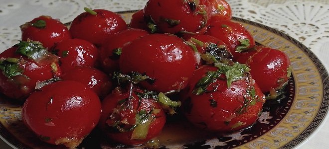 Cherry tomatoes in Korean